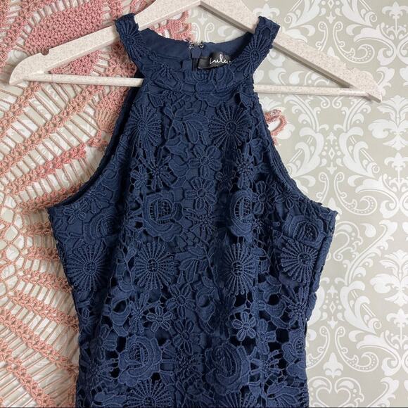 5/$30 Lulu’s Love Poem Lace Mini Halter address Navy XS - Picture 5 of 6